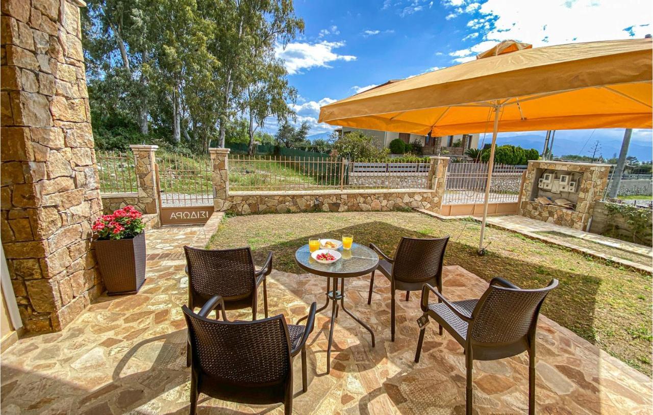 Nice apartment in Nafpaktos with WiFi&1 Bedrooms Kamer foto