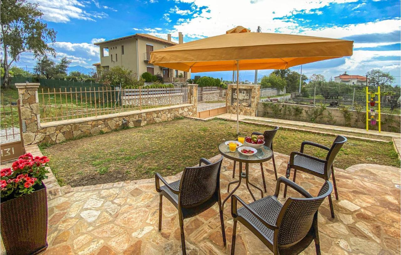 Nice apartment in Nafpaktos with WiFi&1 Bedrooms Kamer foto