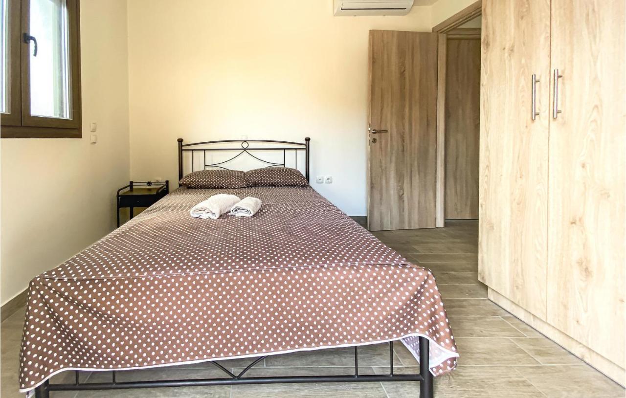 Nice apartment in Nafpaktos with WiFi&1 Bedrooms Kamer foto
